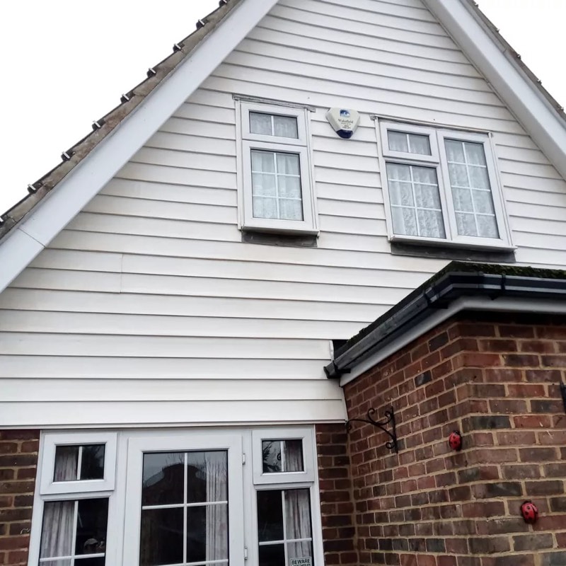  After cleaning, almost like new 